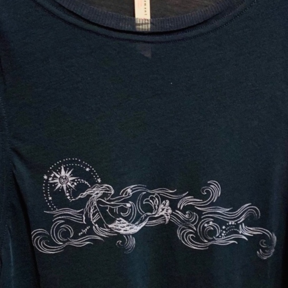 ✨Goddess Muscle Tank Mystery Box VEUC - Picture 5 of 6